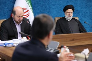 4th special meeting for following-up resolving production obstacles