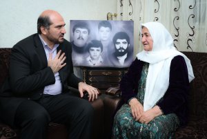 دیدار معاون اجرایی رئیس جمهور با خانواده شهیدان ورمزیار 