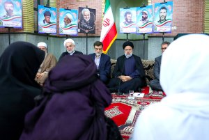 meeting with the families of martyrs of Kurdistan