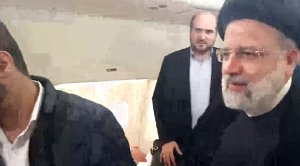 دیدار رئیس‌جمهور با خانواده شهید بروجردی