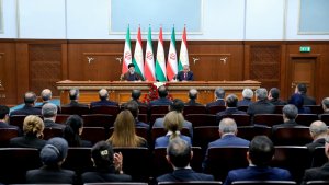 نستعد لتشریك الانجازات الایرانیة الطیبة مع طاجیکستان فی قطاع التقنیة/ وقف الهجمات الی قطاع غزة بشکل عاجل، مطلب عام لدی جمیع شعوب العالم