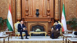 الدکتور رئیسی: لدی البرلمانین الایرانی و الطاجیکی دور هام فی تنفیذ الاتفاقیات المبرمة بین الجانبین/ أعرب رئیس مجلس النواب الطاجیکی عن تقدیره لرؤیة بناءة التی انتجتها حکومة الدکتور رئیسی فی منح الأولویة لتعزیز العلاقات مع الجیران