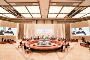 سخنرانی دکتر رئیسی در شانزدهمین اجلاس سران اکو