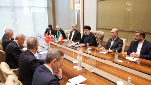 محادثة مفصلة بین الرئیسین الایرانی و الترکی بخصوص فلسطین/ أکد الطرفان علی أهمیة قمة الریاض لتوقف عاجل للقصف و رفع الحصار