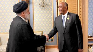 الدکتور رئیسی: جذور معظم مصائب و أزمات العالم بما فیها القارة‌ السمراء ترجع الی الکیان الصهیونی/ أعلن عن جهوزیة ایران لتبادل الوفود الدبلوماسیة و تطویر العلاقات الثنائیة مع السودان/ عبد الفتاح البرهان: الجمهوریة الاسلامیة الایرانیة هی الدولة الوحیدة التی تدافع عن الدین الحنیف بصراحة