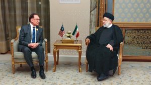 Dr Raisi: In the current situation of Palestine, resistance movement is also final winner of the field/ Iran-Malaysia cooperation should be expanded based on mutual needs/ Anwar Ibrahim: Obstruction of some countries cannot prevent development of relations between the two countries
