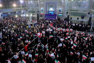 یقین بدانید که دست انتقام الهی رژیم کودک‌کش صهیونیستی را ذایل خواهد کرد/ تاکید بر اهمیت مدیریت صحیح در شکوفا شدن ظرفیت‌های چهارمحال و بختیاری/ رشد 200 درصدی صادرات، احیای 68 واحد تولیدی و بهره‌برداری از 4 هزار مسکن در استان نشانه عزم دولت برای رفع مشکلات چهارمحال و بختیاری است