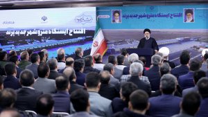 Progress of country today result of people's resistance/ Enemy's attempt to stop Iran's progress won’t go anywhere against will of people/ Development of transportation infrastructure, facilitating movement of people a necessity for development
