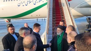 وصل رئیس الجمهوریة الی العاصمة الروسیة موسکو