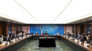 Despite lack of credits, Ministry of Energy has performed well by relying on jihadi motive/ Sustainable supply of water, electricity considered one of pillars of resistance economy, ground for continued economic growth and prosperity/ Emphasis on improving efficiency of power plants, managing combined production and consumption, promoting quality of human resources
