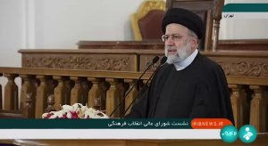 
جامعه امروز جامعه ارتباطات/ مصون‌سازی انقلاب جز با مبانی فرهنگی امکان پذیر نیست
