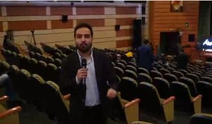 وطن هتل نیست که یکی‌دو شب در آن اقامت کنیم. خانه است، می‌مانیم و می‌سازیم