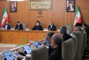 تاکید دکتر رئیسی بر ضرورت پرهیز همه نهادها و دستگاه‌ها نسبت به ایجاد تعهدات مالی بدون پیش‌بینی پشتوانه درآمدی/ ماموریت به دستگاه‌های اجرایی برای حمایت از نهاد خانواده در ابعاد مختلف آموزشی، تربیتی و اجرایی/ گزارش رئیس سازمان اداری استخدام از راه اندازی سامانه رضایت سنجی از عملکرد کارکنان دولت