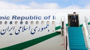 وصل رئیس الجمهوریة الدکتور رئیسی الی أنقرة