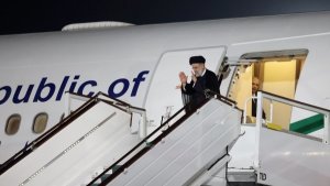 دکتر رئیسی آنکارا را به مقصد تهران ترک کرد
