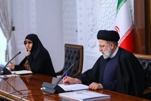 meeting with the officials of the Presidential Department for Women and Family