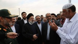 Hormozgani fishermen thank President for fulfilling promise of solving fishing license problem after several decades
