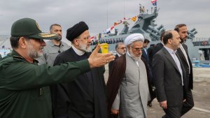 Dr Raisi visits IRGC Naval Capabilities Exhibition
