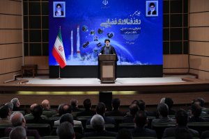 11 پرتاب موفق فضایی در 2 سال و نیم گذشته جلوه تمام عیار تبدیل تحریم به فرصت است/ حضور در فضا یک حرکت پیشران برای حوزه‌های مختلف محسوب می‌شود/ تأکید بر اهمیت میدان دادن به بخش خصوصی در حوزه پیشرفت‌های فضایی کشور