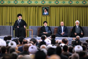 دیدار مسئولان نظام و سفرای کشورهای اسلامی با رهبر انقلاب