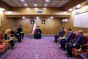 دکتر رئیسی: شناخت جاذبه‌های ایران از سوی سازمان جهانی گردشگری نقش مهمی در معرفی آنها به کشورهای مختلف دارد/ پولولیکاشویلی: حضور رئیس جمهور ایران در اجلاس گردشگری، پیامی بسیار مثبت برای فعالان این صنعت در ایران و منطقه خواهد داشت