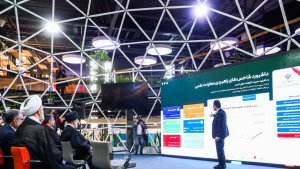 Dr Raisi visits system of strategic indicators of Presidential Department of Science and Technology
