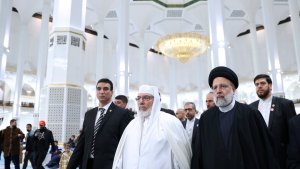 Raising awareness about Palestine should be at the centre of the activity of mosques in Islamic lands / Iran's readiness to expand cultural relations between Iran and Algeria with the focus on mosques 
