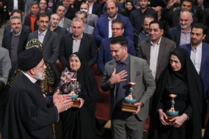 Dr Raisi at the empowerment celebration of 100,000 clients of the Relief Committee