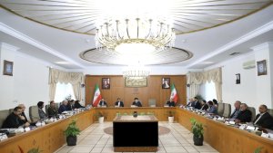 Dr Raisi: Gov't promising actions in serving people should be explained to public opinion/ Emphasis on role of elites in country's development, the need to address their concerns and problems
