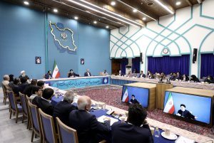 مشارکت‌دهی مردم در امر تولید نیازمند «طرحی نو» و «اقدامی تحولی»/ هم‌افزایی فعالان حلقه‌های میانی عرصه تولید و اقتصاد مردمی از لوازم مهم تحقق شعار سال/ دستور تشکیل کارگروهی از مسئولان دولتی و فعالان اقتصاد مردمی برای طراحی ساز و کارهای عملیاتی مشارکت‌دهی مردم در جهش تولید
