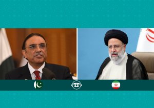 دکتر رئیسی: قدرت‌های سلطه‌گر با فتنه‌انگیزی به دنبال ایجاد ناامنی و شکاف بین ایران و پاکستان هستند/ تجلیل از ایمان و غیرت جوانان امت اسلامی در دفع فتنه‌های مختلف از جمله داعش/ زرداری: پاکستان اشتیاق فراوانی برای گسترش روابط با ایران دارد/ تاکید بر تقویت همکاری‌های امنیتی برای جلوگیری از آسیب رساندن این مسئله به روابط دوستانه فیمابین
