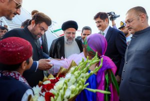 ورود رئیس جمهور به شهر کراچی