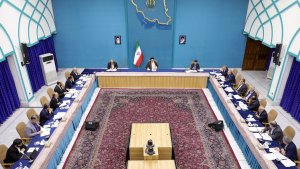 Removing obstacles of key construction plans of five provinces by solving environmental conflicts/ Dr Raisi stresses popularisation and application of modern technologies in environmental protection

