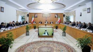 Dr Raisi: Expression of affection of people, maraji of Qom towards gov't services doubles responsibility of statesmen/ Thanking those involved in successful experience of holding electronic elections
