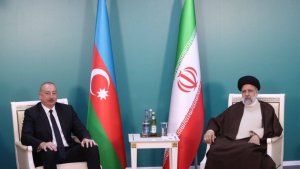 Presidents of Iran and Azerbaijan meet
