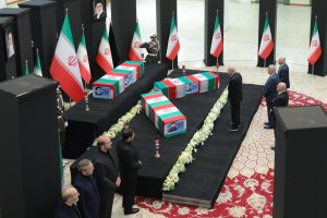 ادای احترام مقامات کشورها به مقام رئیس جمهور شهید و همراهان