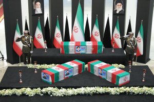 ادای احترام 90 تن از سران و مقامات کشورها و سازمان‌های منطقه‌ای به مقام رئیس جمهور شهید و همراهان