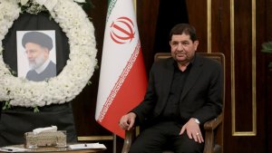 الدکتور مخبر: استراتیجیة ایران تجاه مساندة تیار المقاومة لاتتغیر بتغیر الأشخاص/ زیاد النخالة: تتغلب ایران علی مصیبة جلیلة متمثلة فی استشهاد الدکتور رئیسی بفضل تمتعها بالمسؤولین ذوی الجدارة و الکفاءة و الشعب الثوری