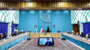 Completion of regulations on how to promote teachers based on compilation of articles aimed at solving country's problems/ Approval of Islamic-Iranian clothing style document, statutes of Supreme Council of Adolescents and Youth, Central Headquarters of Itikaf
