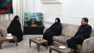 Dr Mokhber meets with late president's family/ Significant attendance of people at Martyr Raisi's funeral depicted his level of popularity among people
