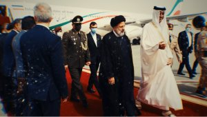 نماهنگ اربعین شهیدجمهور | رئیس‌جمهور مغتنمی که برای خدا قدم برداشت و در راه خدمت به مردمش آسمانی شد