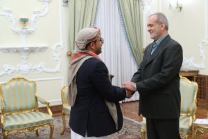  دیدار سخنگو و رئیس هیئت مذاکره کننده دولت نجات ملی یمن با رئیس جمهور