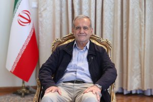 گفت‌وگو با رسانه KHAMENEI.IR