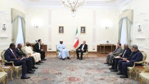 الدکتور بزشکیان: اغتیال الشهید هنیة لایؤثر سلبا علی عزم و ارادة الفلسطینیین فی دعم حقوقهم المحقة/ رئیس البرلمان المالی: نرغب فی توسیع نطاق العلاقات الثنائیة مع الجمهوریة الاسلامیة الایرانیة
