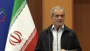 استفاده از نخبگان برای پیشرف کشور/ با تغییر نگاه می‌توانیم کشور را متحول کنیم 