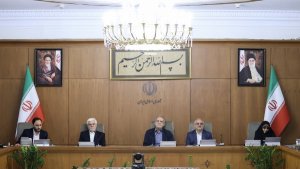 Congratulation on Journalist's Day by 1st VP/ Dr Aref's emphasis on importance of close communication, constructive interaction between gov't and parliament
