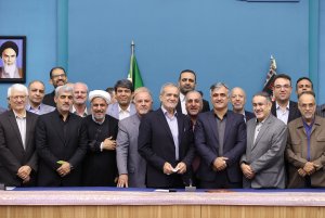 دیدار مسئولان استانی و شورای مرکزی ستاد انتخاباتی 