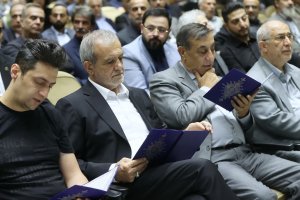 حضور در مراسم ختم همسر آقای ترک‌نژاد
