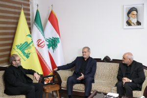 ادای احترام دکتر پزشکیان به مقام والای شهید سید حسن نصرالله