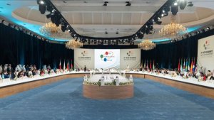 جرائم الصهاينة تخطت الحدود البربرية في اطار حديث/ تقع قاعدة الكيان الصهيوني على الاغتيال و اثارة الحرب و اندلاع الصراع و الابادة الجماعية/ الهجوم الايراني ينطبق مع القوانين المندرجة في ميثاق الامم المتحدة بخصوص الحق الشرعي في الدفاع عن النفس/ يمكن اعتبار أسيا مهد الحضارة البشرية و هداية الانسانية طوال التاريخ